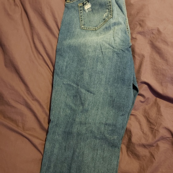 Jeans - Picture 2 of 3
